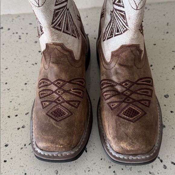 Dan Post Youth Cream and Brown Leather Western Boots Pull On Children’s Size 2 D - Picture 4 of 12